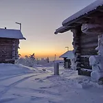 Sielikkoe Arctic Log בקתה