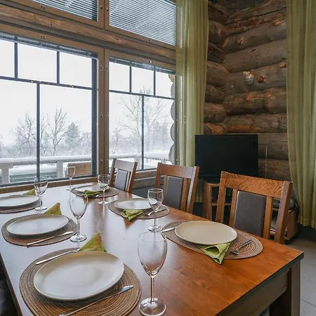Sielikkoe Aurora Log Chalet