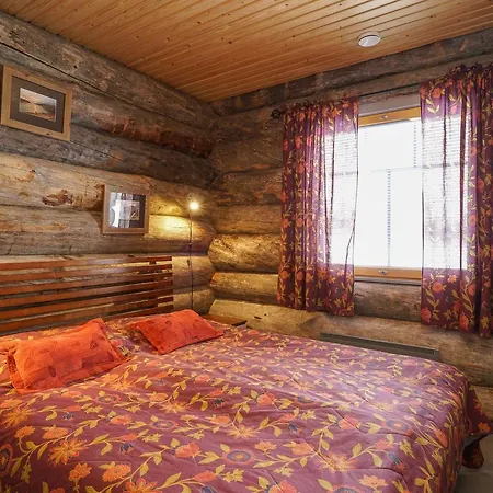 Sielikkoe Aurora Log Chalet *